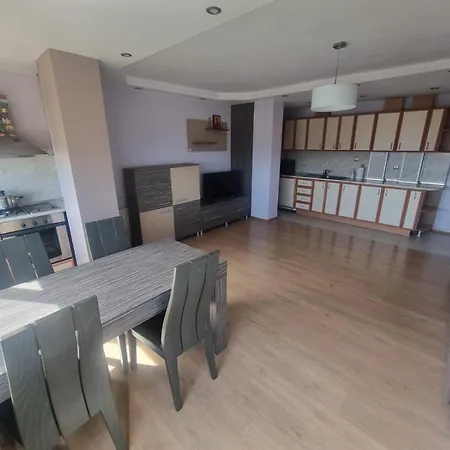 Rozen Apartment Varna