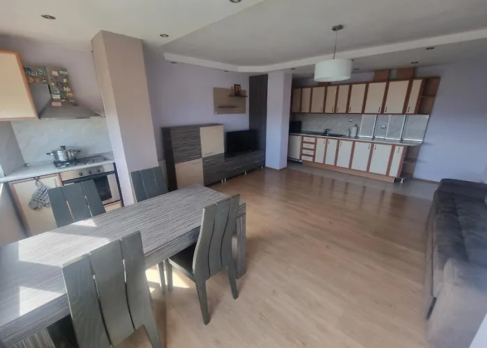 Rozen Апартамент Варна